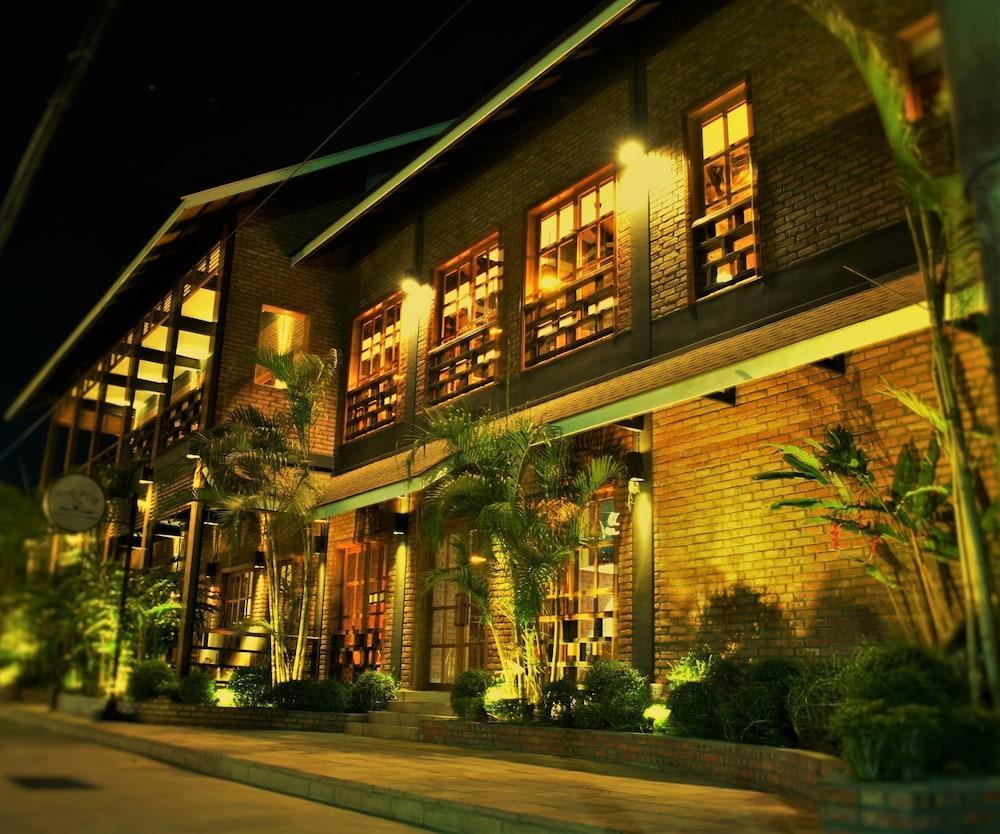 Paradise Hotel Nyaung Shwe Inle Lake Exterior foto